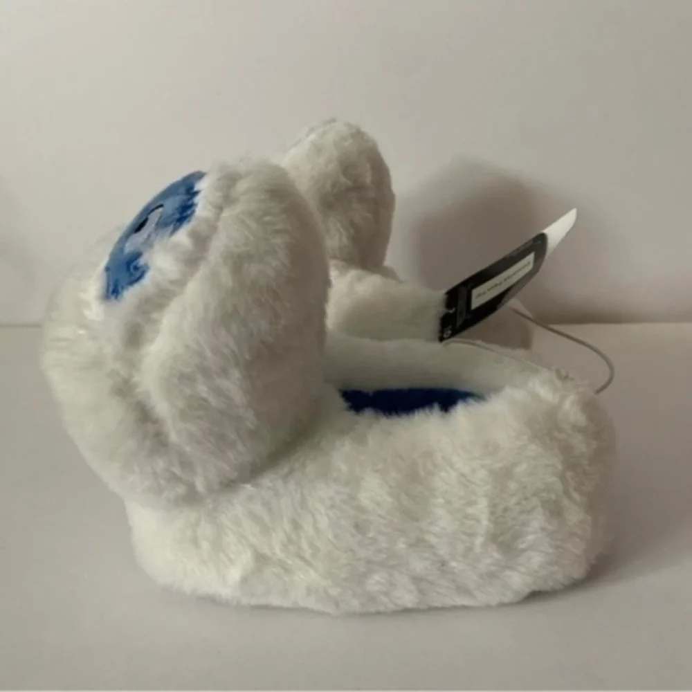 NWT. BIOWORLD Abominable Snowman Slippers